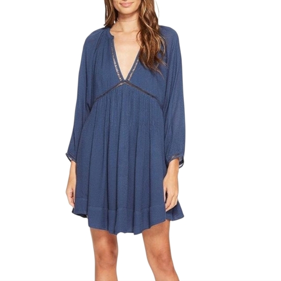 Free People Blue 3/4 Sleeve Relaxed Blouse Med Deep V Cut - Picture 5 of 9